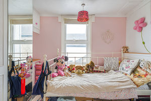 Photo 19- click for photo gallery